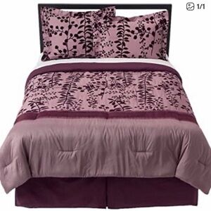 ISO BELLA SWAN BEDDING